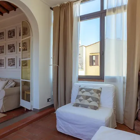 Ponte Vecchio Penthouse Charming View Lejlighed