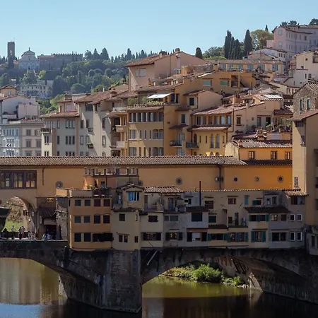 Ponte Vecchio Penthouse Charming View Lejlighed