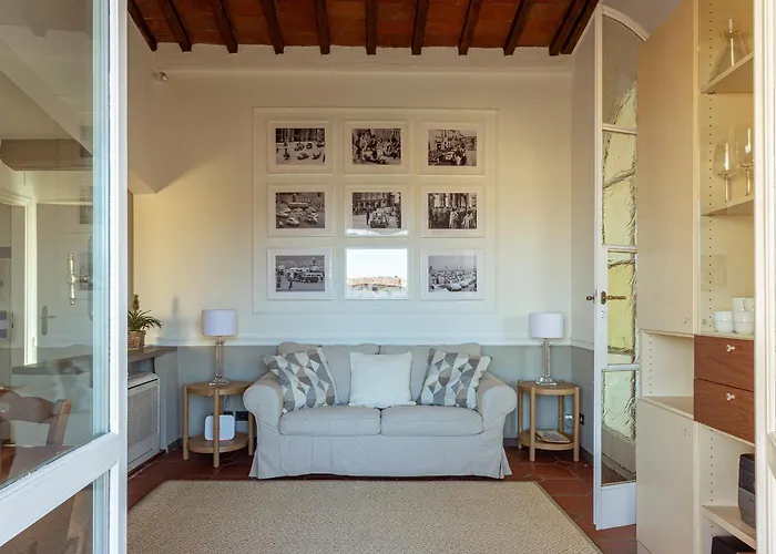 Ponte Vecchio Penthouse Charming View