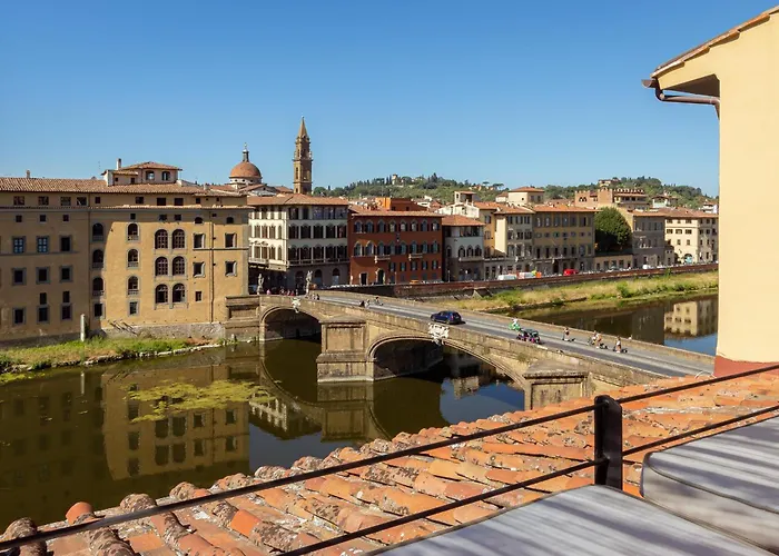 Appartamento Ponte Vecchio Penthouse Charming View