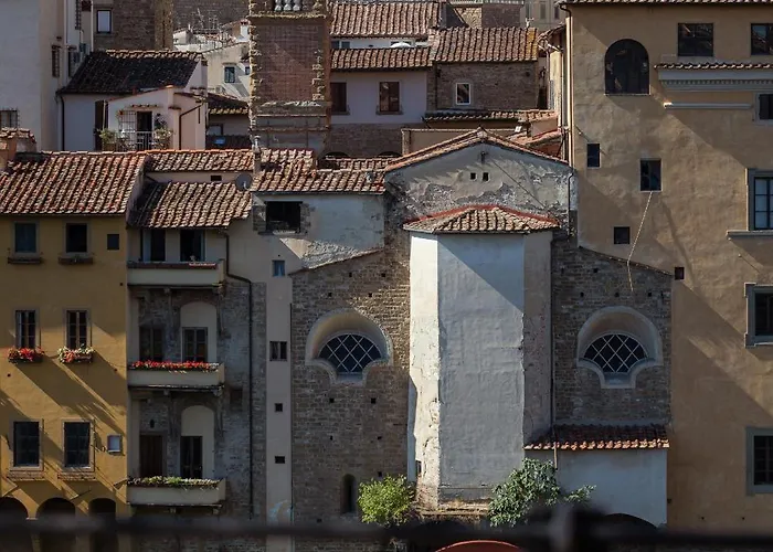 Ponte Vecchio Penthouse Charming View * Firenze