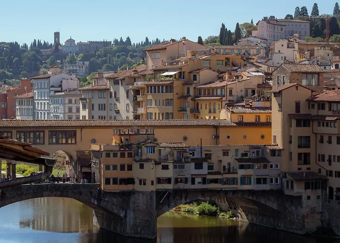 Ponte Vecchio Penthouse Charming View Appartamento